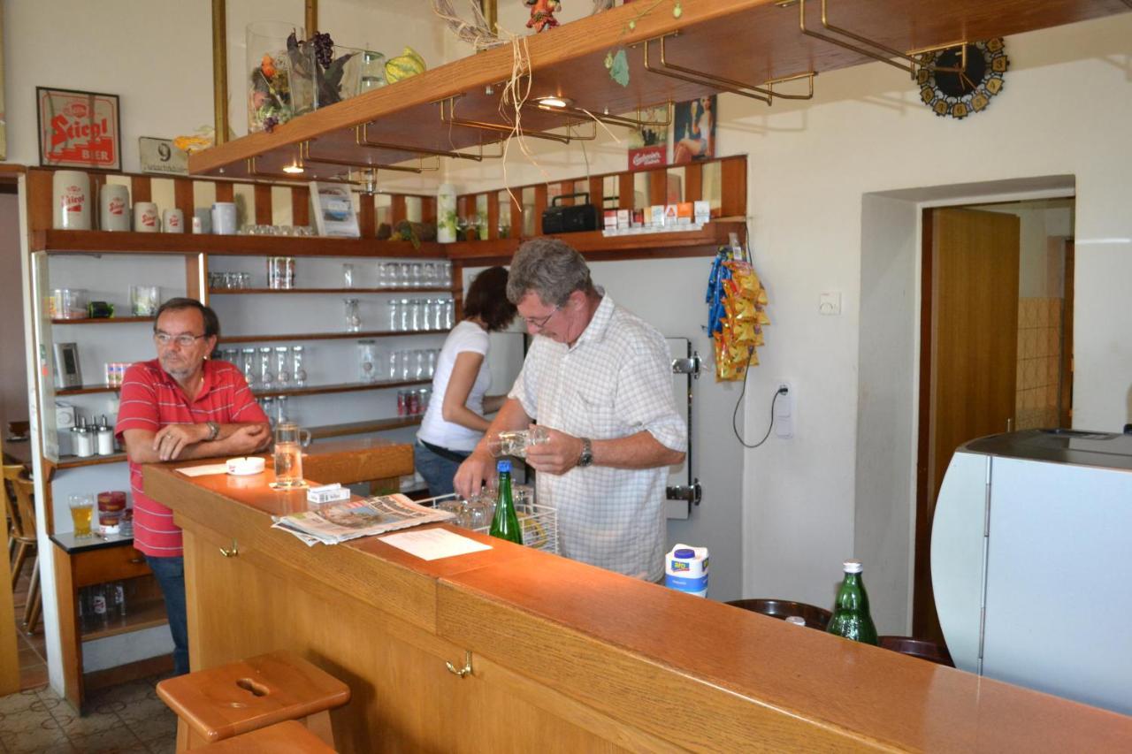 Gasthaus Kleebinder Haunoldstein エクステリア 写真